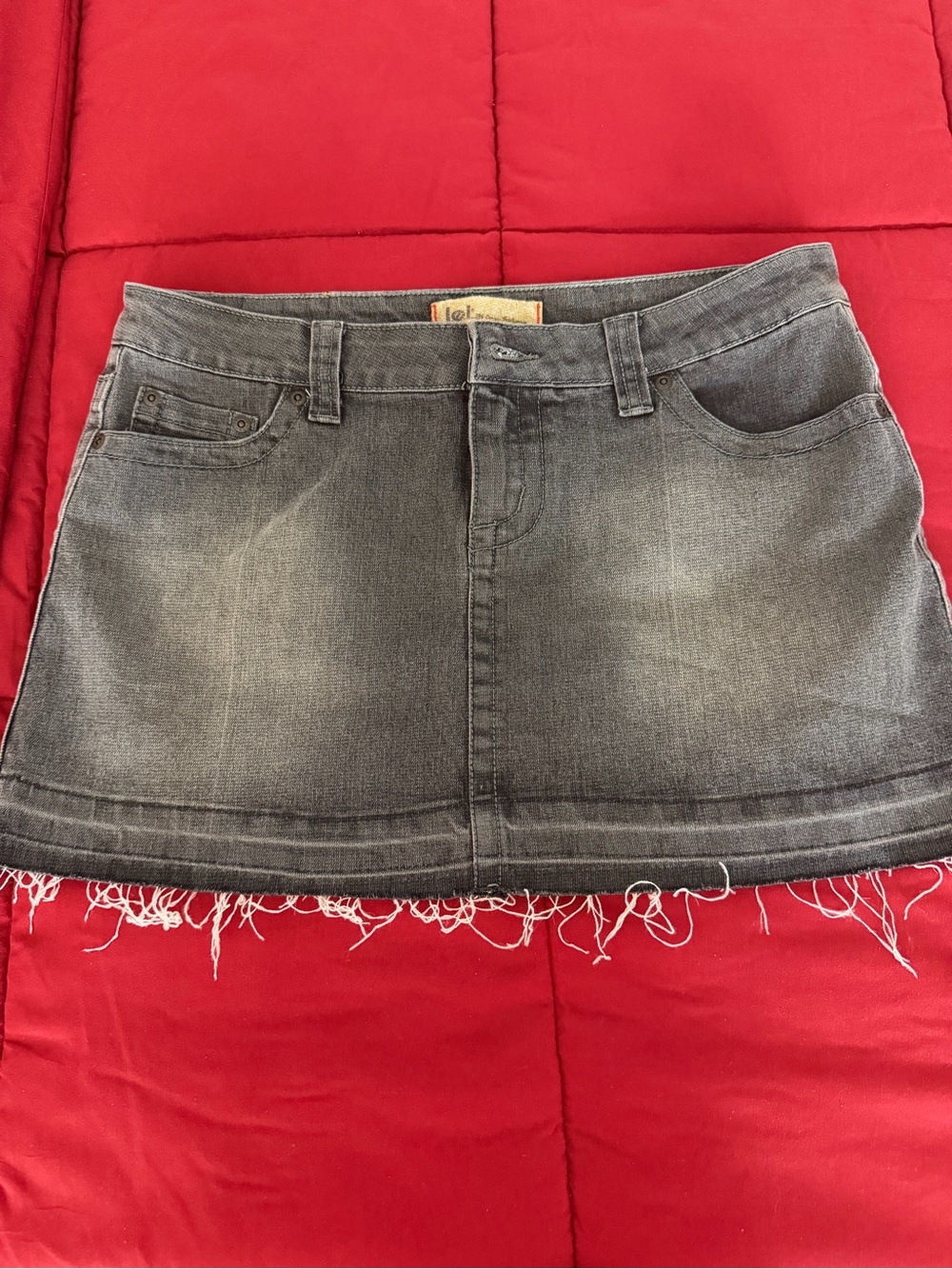 Levi's Black Washed Denim Mini Skirt with Distressed Frayed Hem junior size 9